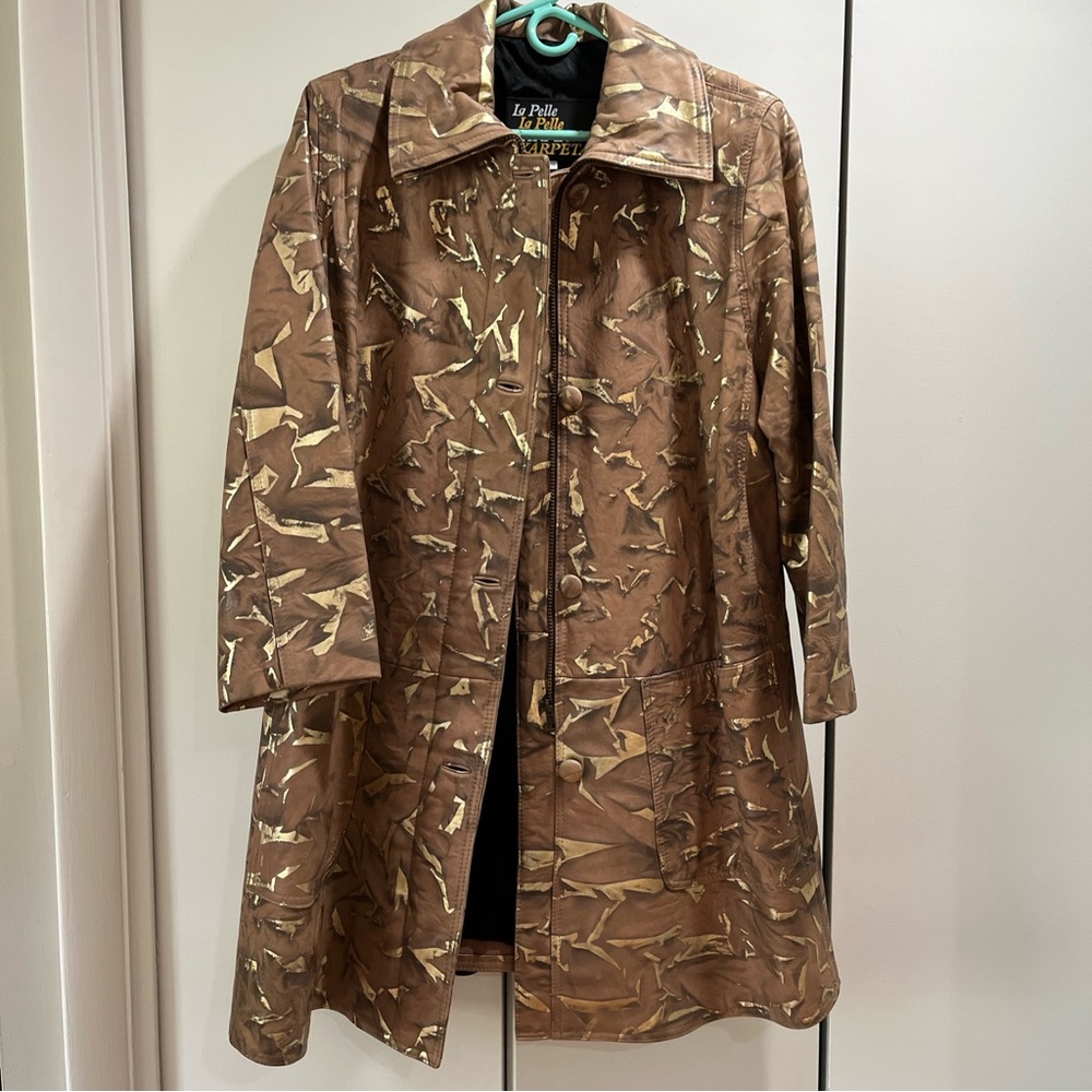 Women's La Pelle Karpeta Long Leather Jacket Sz XS Tan Gold Shimmer Buttons Zip